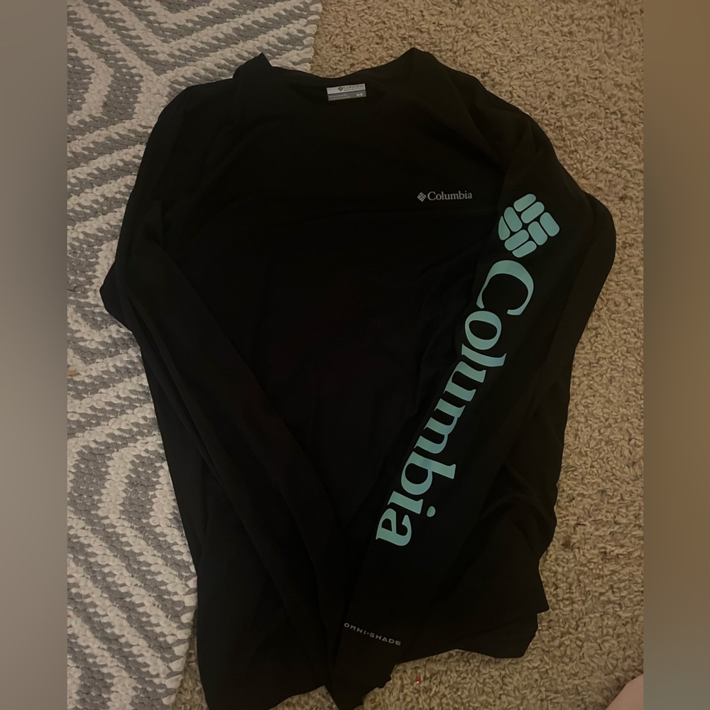 Columbia dry fit long sleeve